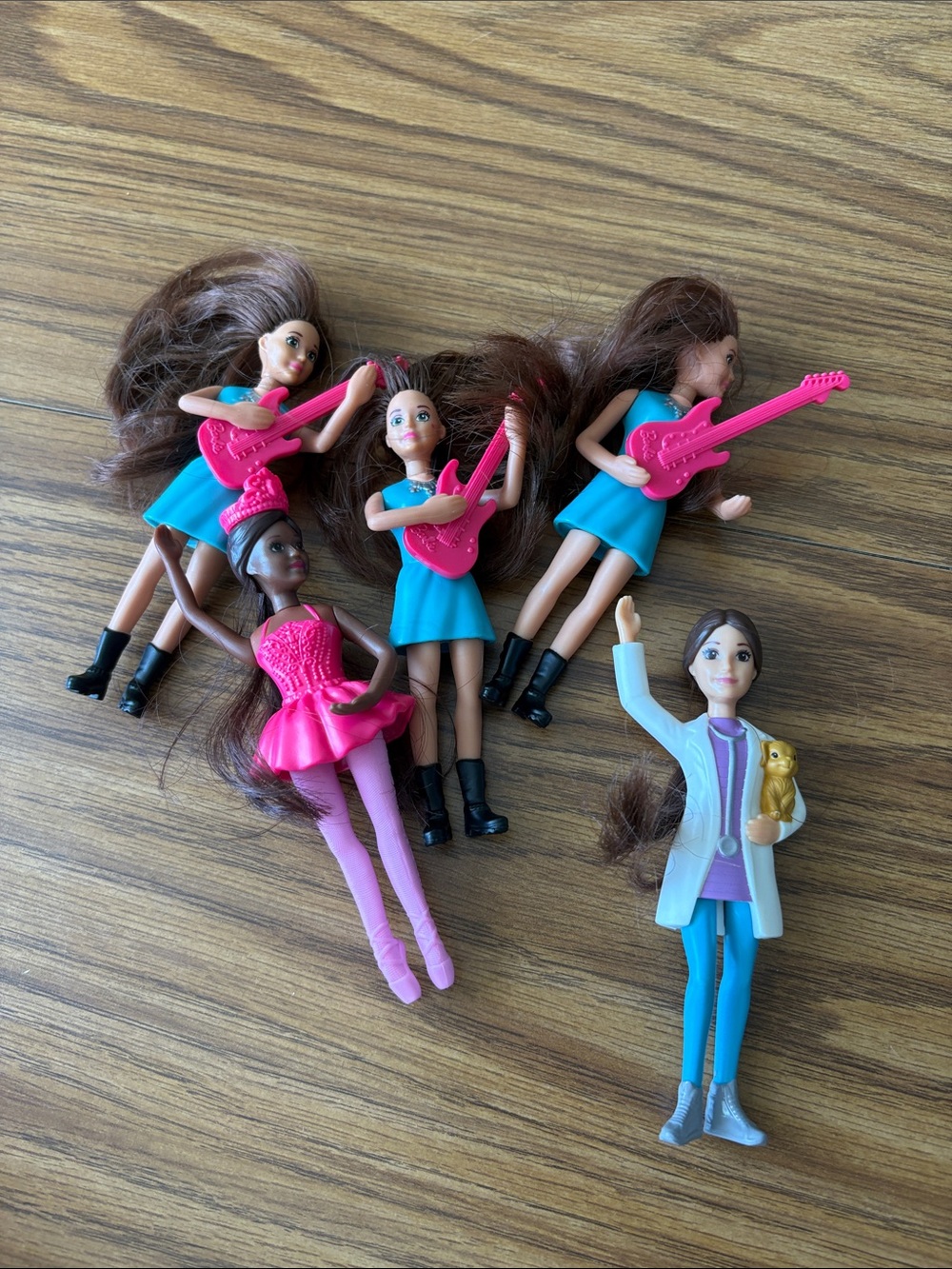 Vintage McDonald’s Barbie Happy Meal Dolls Lot of 5 – Guitar Musician Dolls